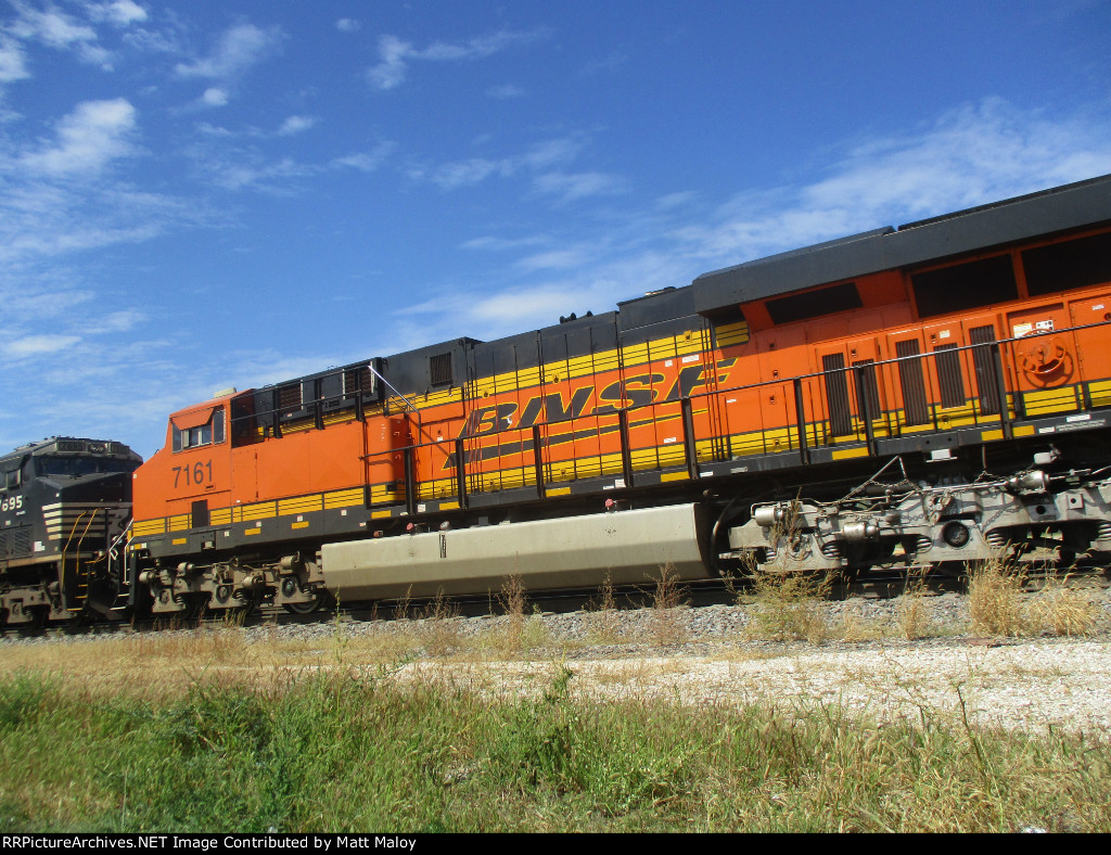 BNSF 7161